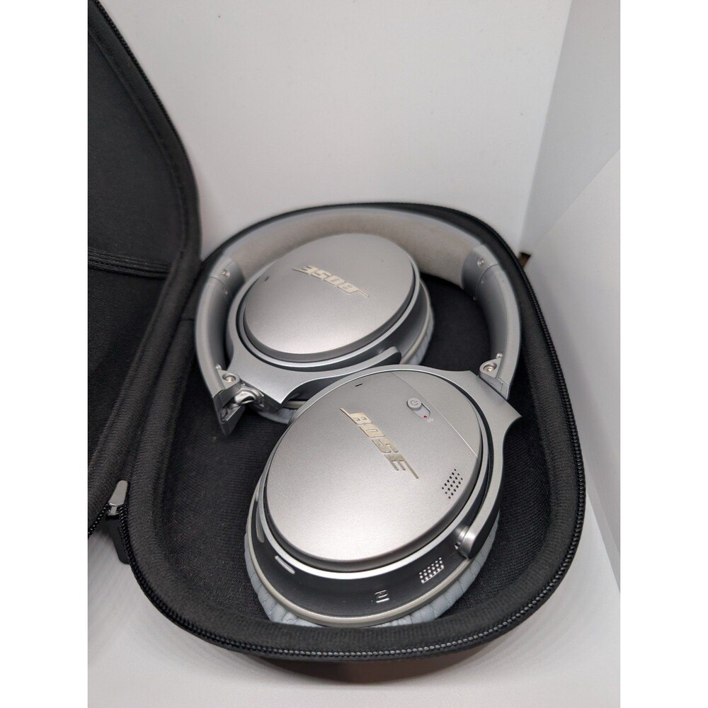 Bose QuietComfort 35 II QC35 II Wireless Bluetooth Noise Cancelling Headphones